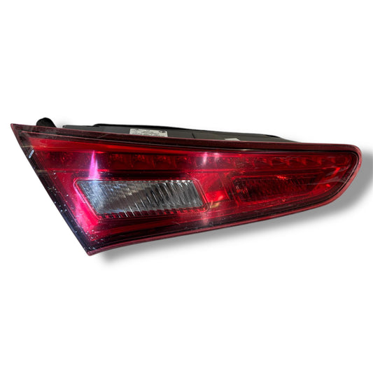 50531133 tail lamp nearside inner for Alfa Romeo 940 Giulietta