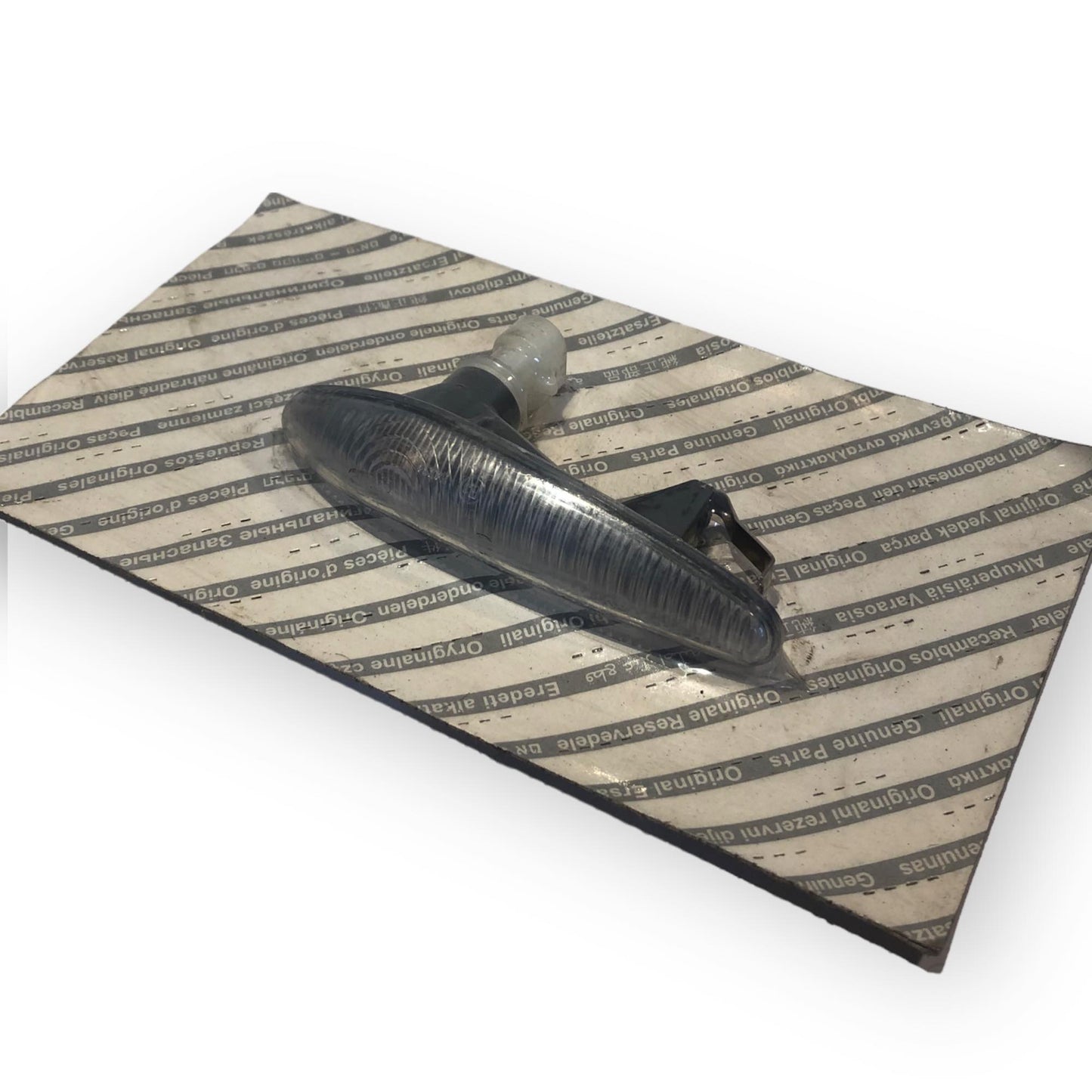 60597299 Front offside (right) clear indicator for Alfa Romeo 166