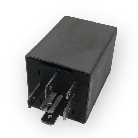 60577467 Relay for interior lights for Alfa Romeo 164