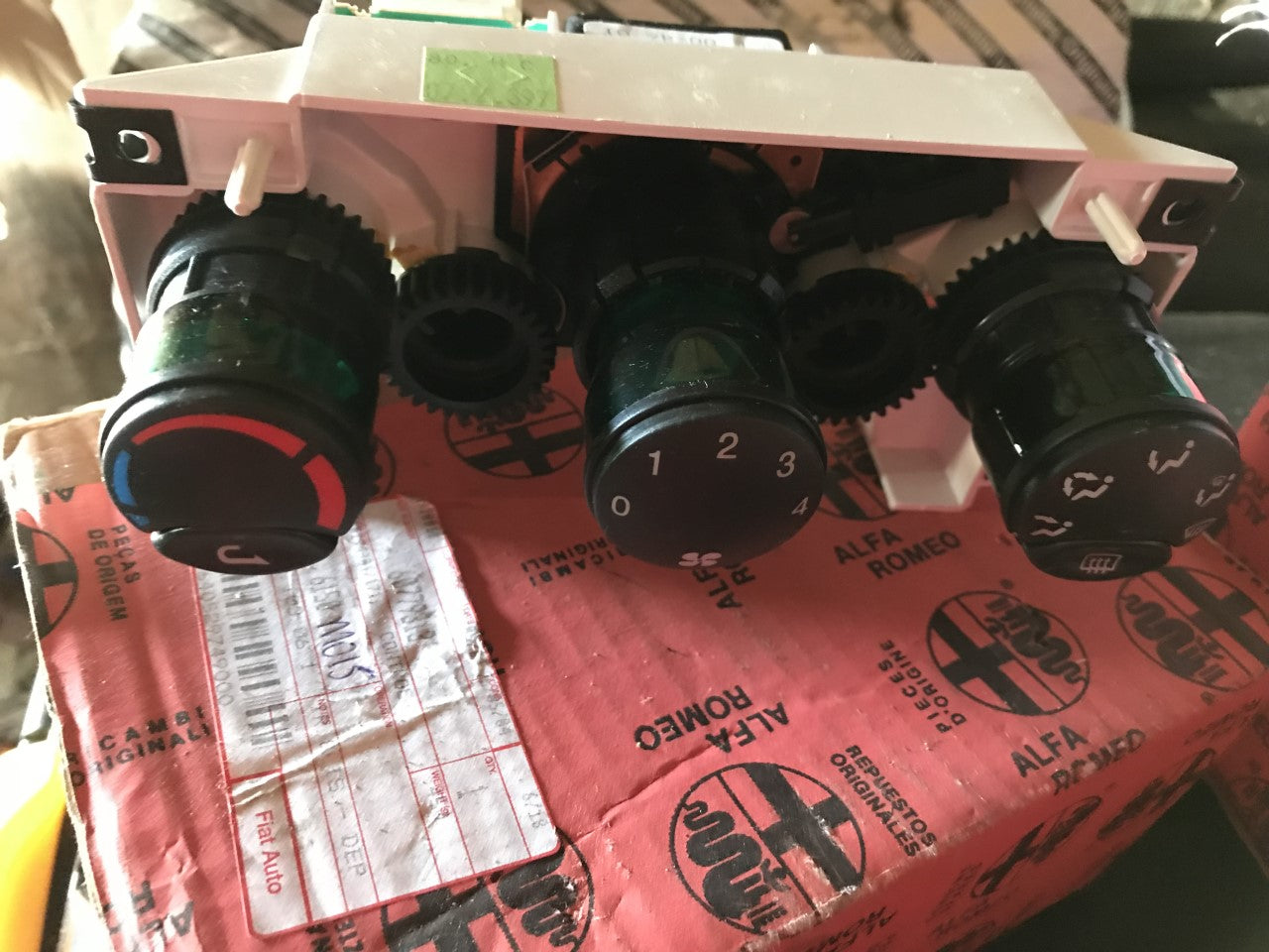 60779313 Heater/climate control - non-air con