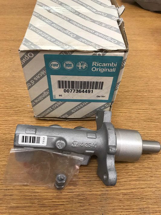 Brake master cylinder - 156 - 77364491