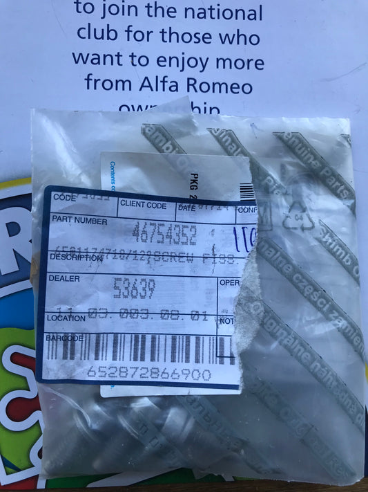 Screw - rear door - 46754352 - MiTo 2008-2011 *pack of three*