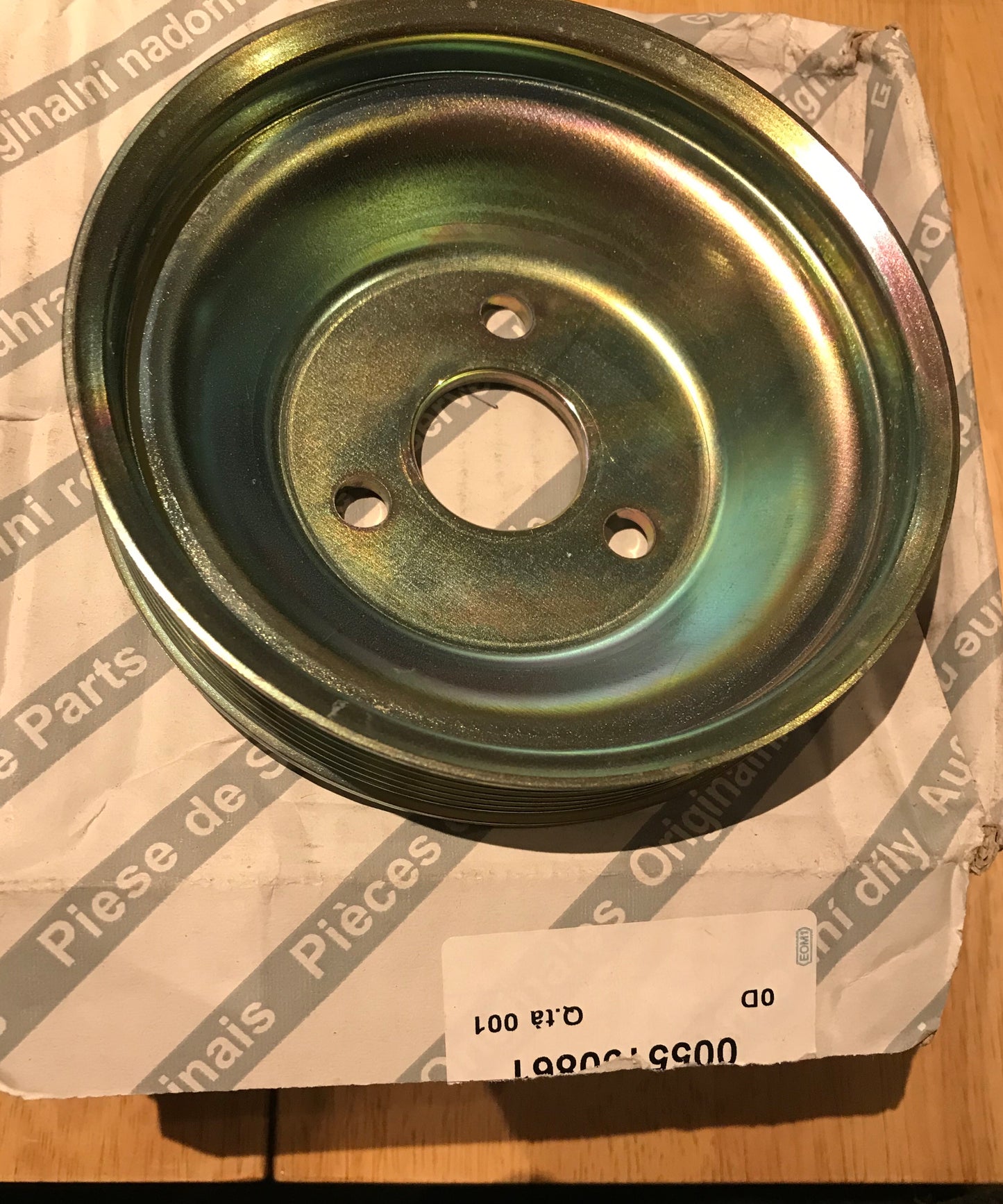 Driven/steering pump pulley - 145/6/7, 156, 164/6, GT/GTV - 55190861