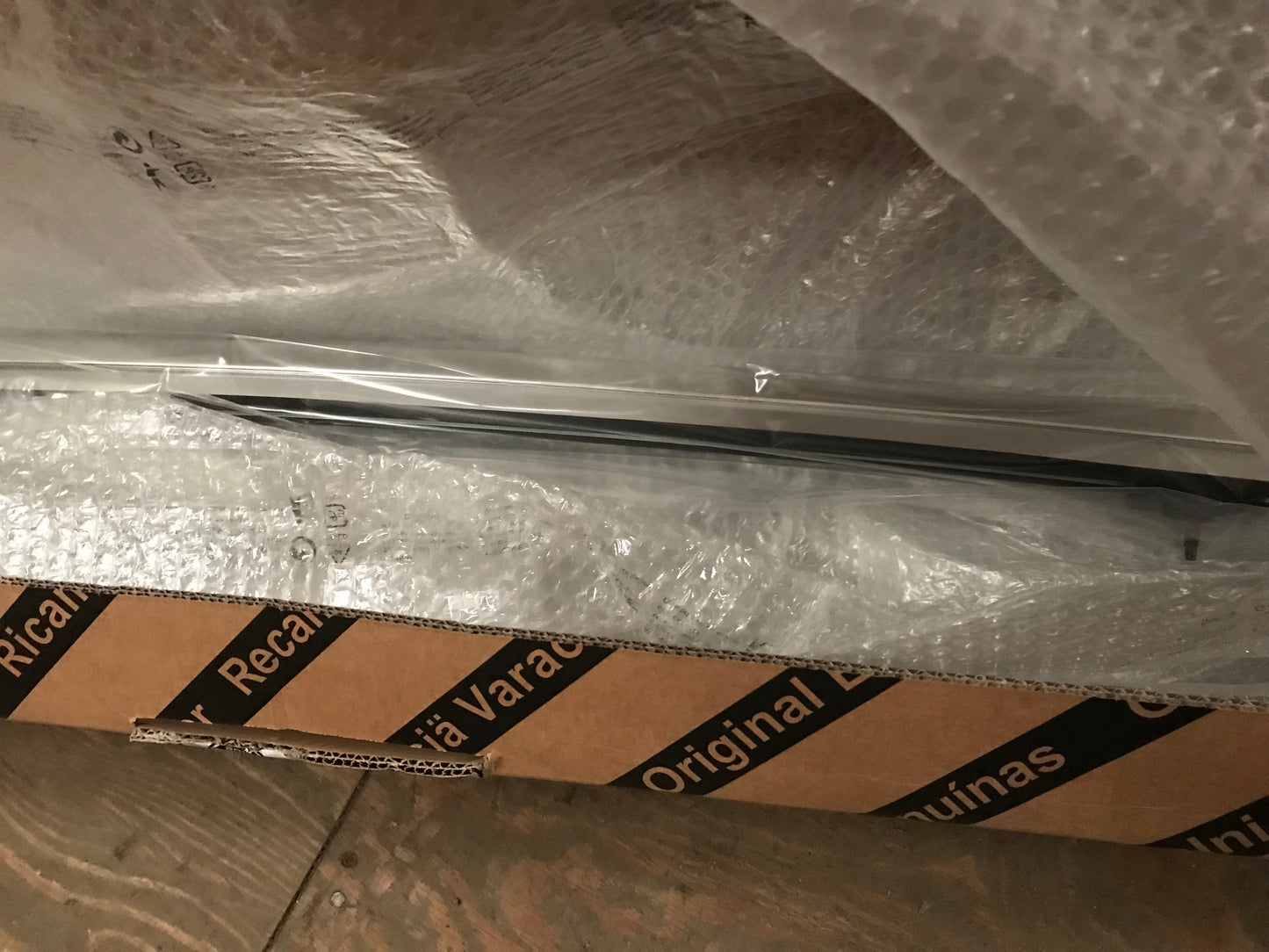 50903596 Longitudinal roof rails for Alfa Romeo Stelvio with no sunroof