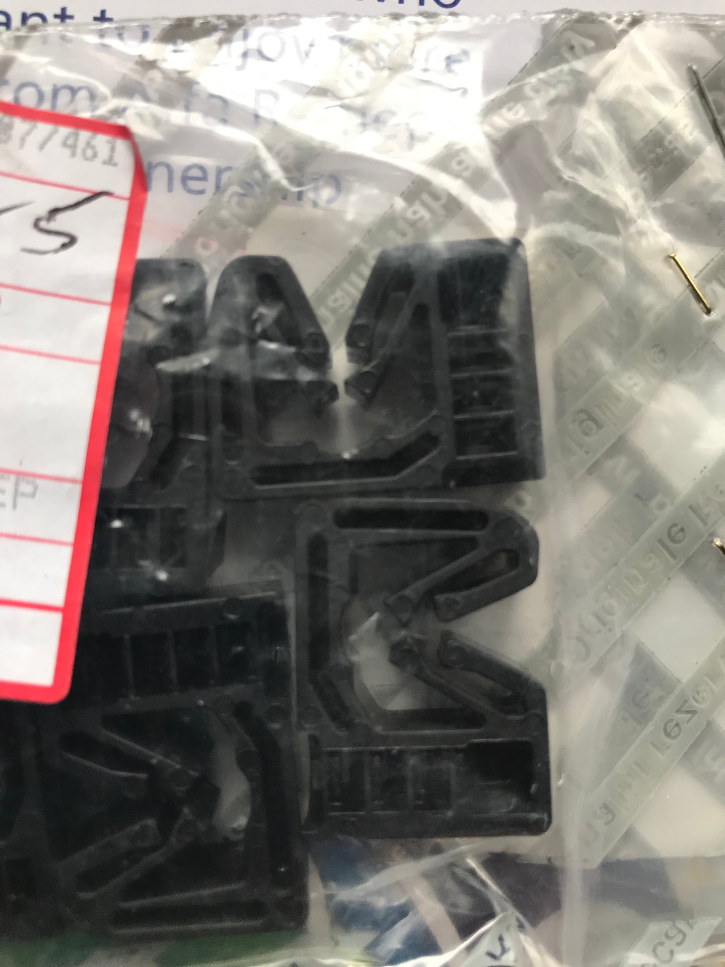 Clip - fuel tank - 46751026 - 4C Giulietta *price is for one*