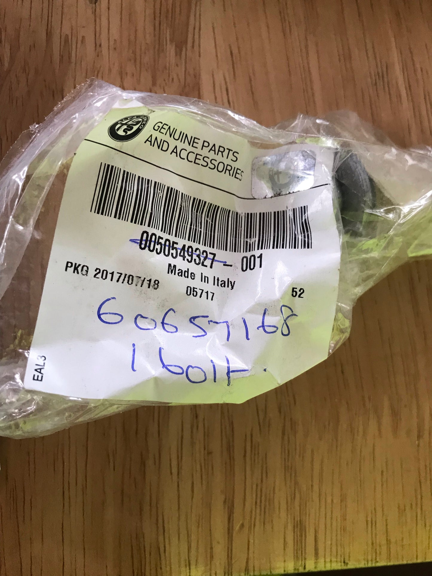 Suspension bolt - 60657168 - 147 GT 156