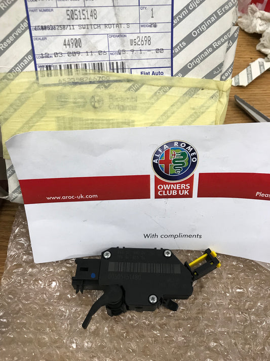 Clutch release control switch - MiTo - 50515148