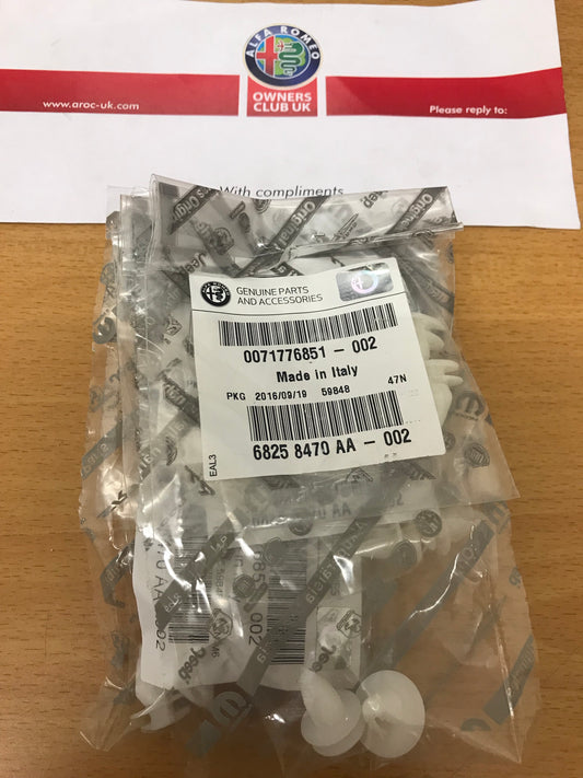 Clip - door sill various Alfa Romeo models - pack of two - 71776851