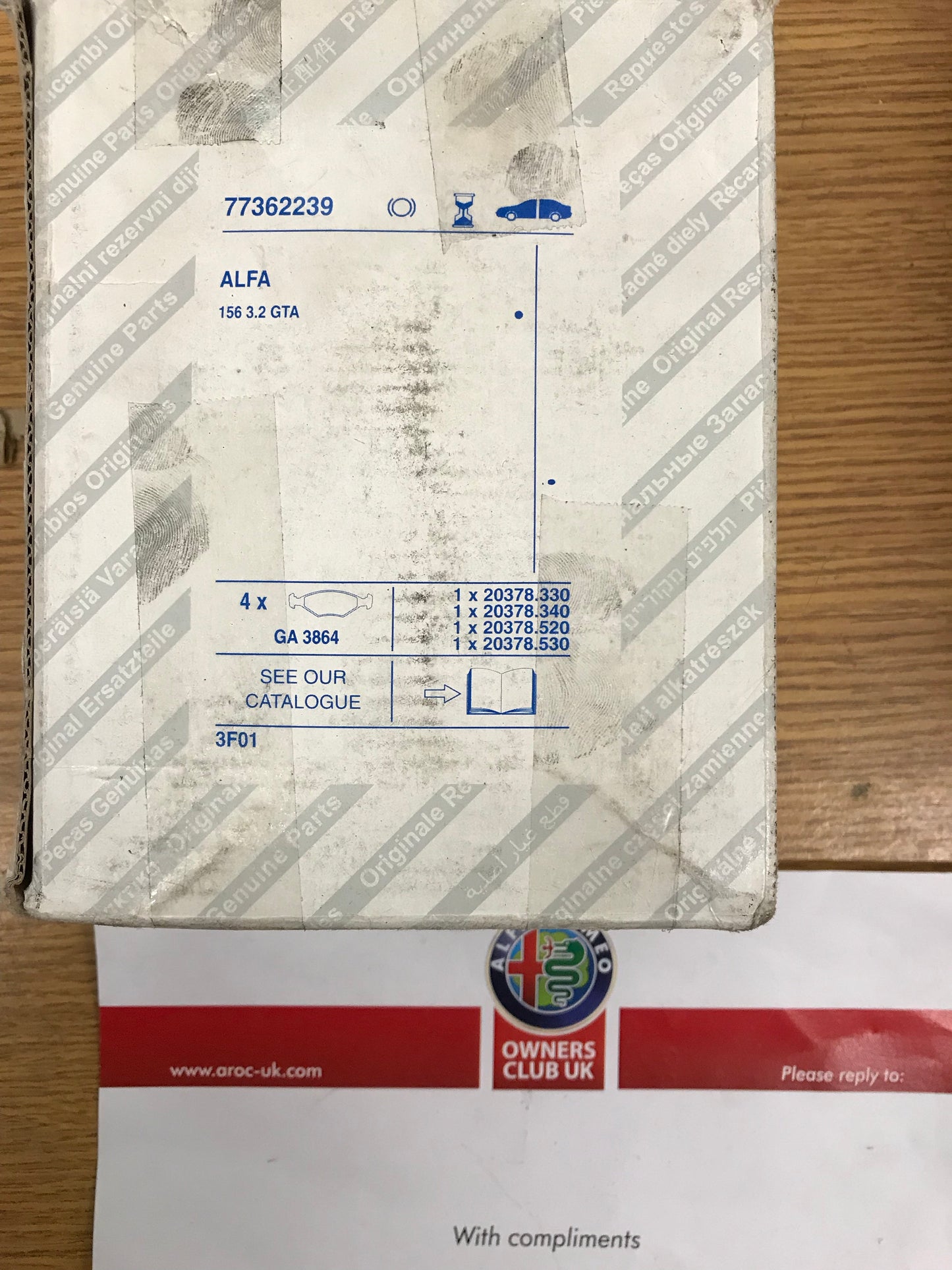 Brake pad set - front 156 3.2 GTA - 77362239