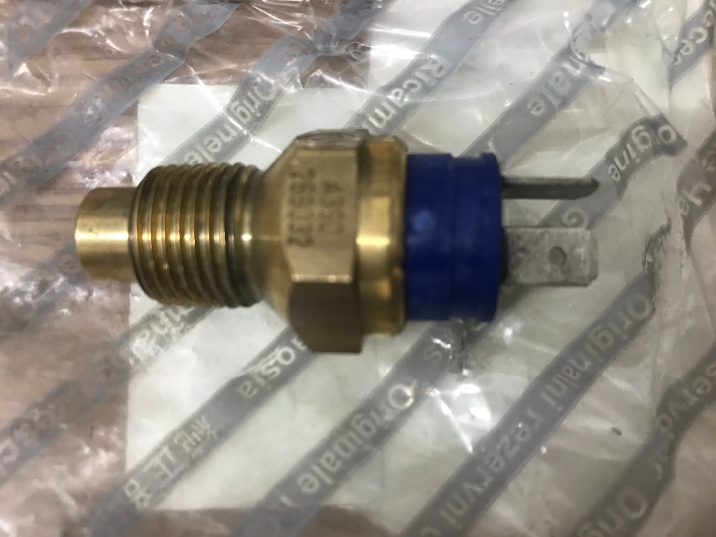 Water pump and lines sending unit - 7762300