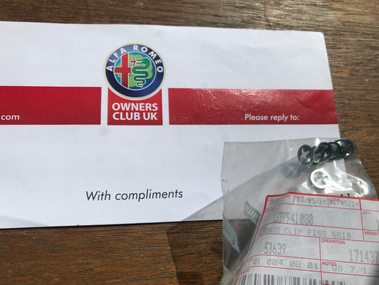 Clip - radiator grille - 1339941080 - 145 146 164 *pack of 8*