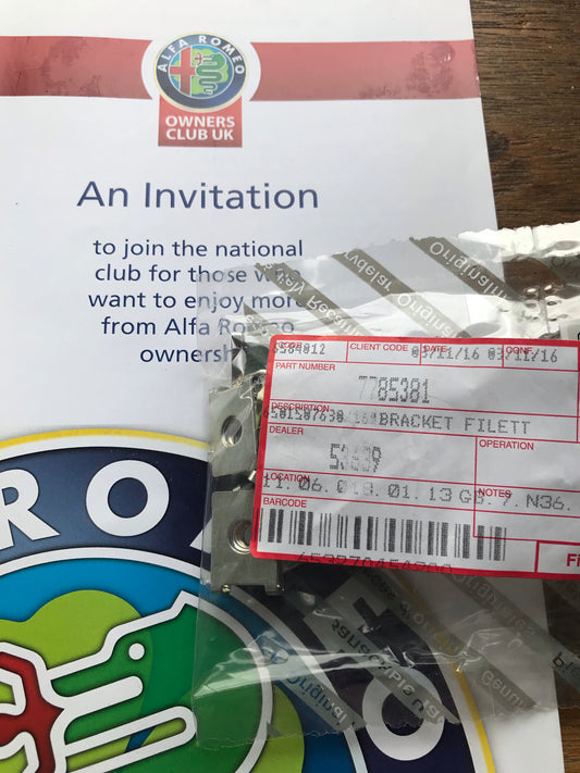 Bracket - instrument panel - 7785381 - 147 159 Brera Spider GT *price is for one*