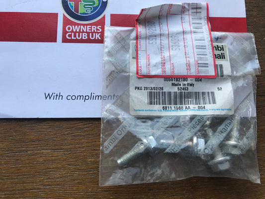 Screw - ventilation - 55192180 - 145 146 155 156 159 166 MiTo 4C GTV Spider - pack of four