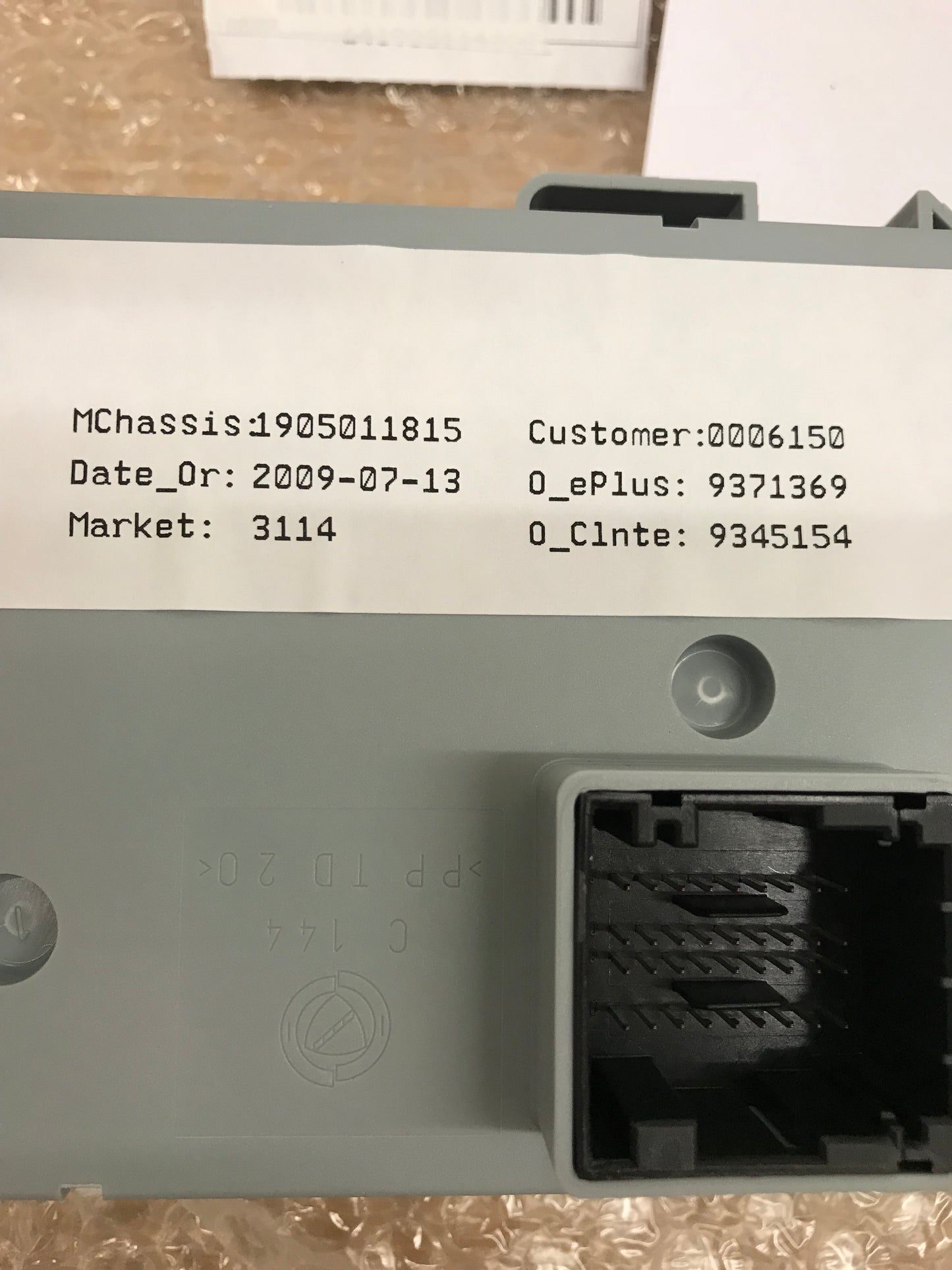 Body computer/Interconnection and remote control switch - 147 - 50500731